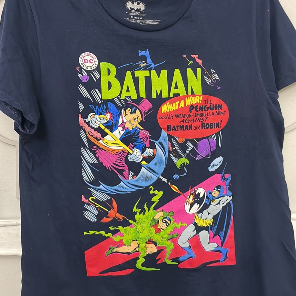 Rare Find Batman DC Comics Original Navy T-Shirt Size Medium - Picture 2 of 5